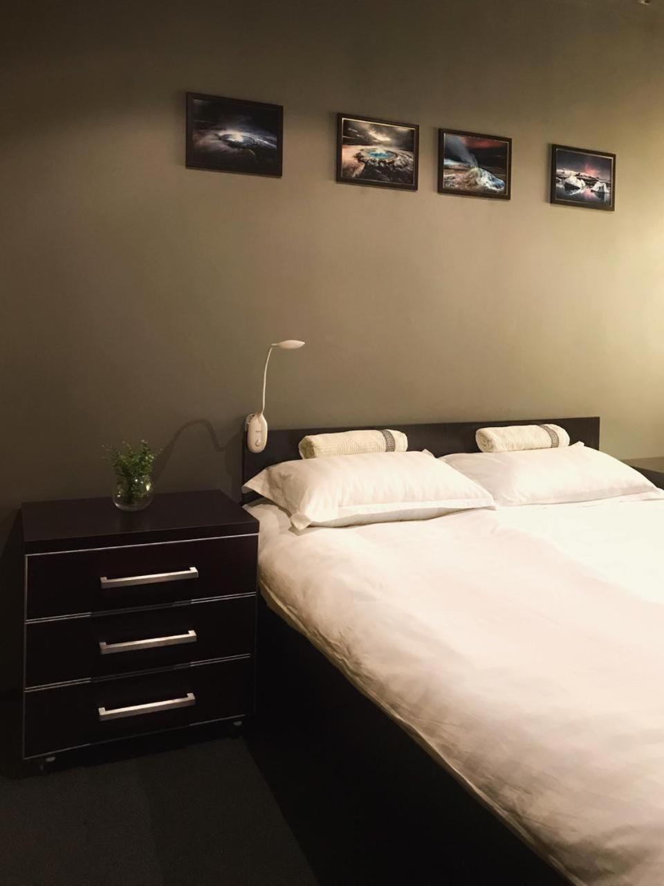 Yellow Park Hostel Koktobe Dış mekan fotoğraf